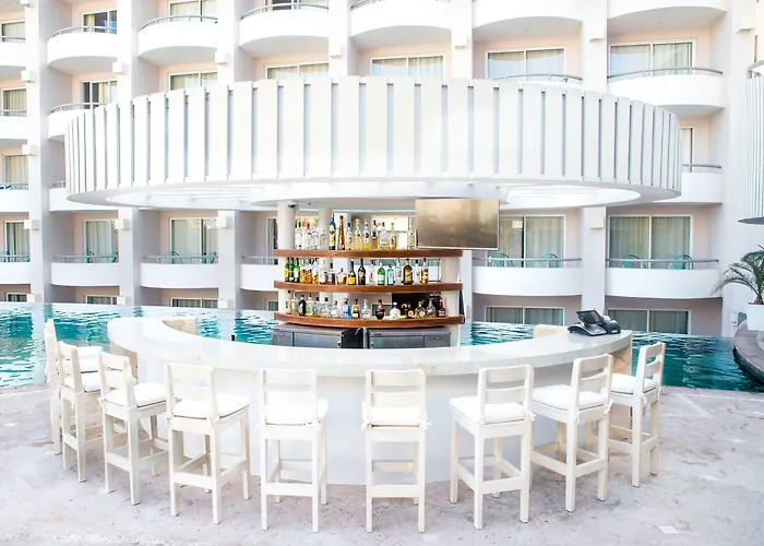 At Cabo And Hotel 5*