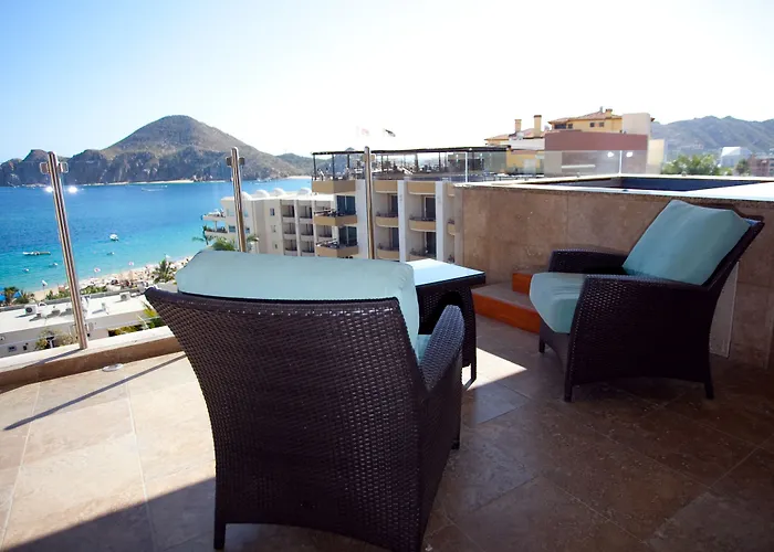 Hotel At Cabo And Cabo San Lucas